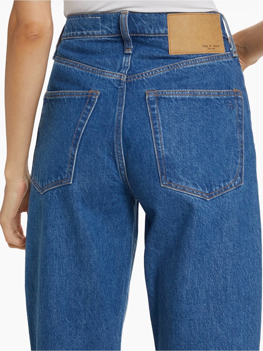 Rag & Bone Alissa High-Rise Barrel Straight - Laguna Blue Jean in size 25